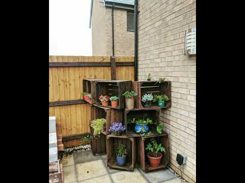 GARDEN FEATURE MADE OUT OF CRATES | DIY garden plant shelves furniture from wooden crates